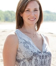 Book an Appointment with Martine Phillips for Chiropractic