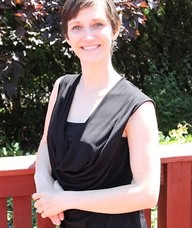 Book an Appointment with Nicole Mackay for Physiotherapy Telehealth Services