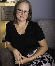 Book an Appointment with Andrea Arra Davison for Supervised Therapist