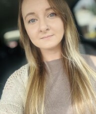 Book an Appointment with Larissa Holt for Social Work