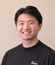 Book an Appointment with Randy Gao for Physiotherapy