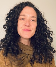 Book an Appointment with Fie (Fia) River for Acupuncture