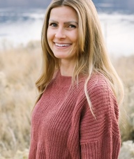 Book an Appointment with Laura Belland for Introductory Consultation