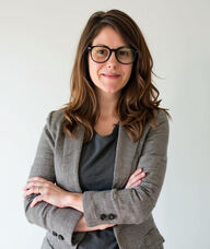 Book an Appointment with Chelsea Sheff for Free Phone Consult