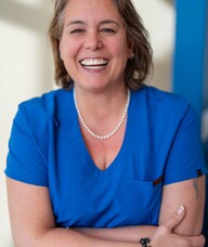 Book an Appointment with Dre Chantal Latulippe, chiropraticienne for Chiropratique