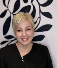 Book an Appointment with Laurie Hannah for Consultations