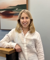 Book an Appointment with Laura Hett for Nutrition Services