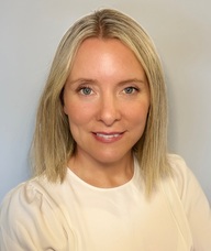 Book an Appointment with Christina Opolko for Psychothérapie/ Psychotherapy