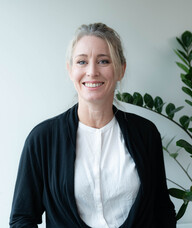 Book an Appointment with Danielle Segal for Registered Massage Therapy