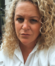 Book an Appointment with Julia Eckert for Counselling