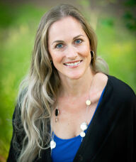 Book an Appointment with Jennifer Hendricks for Clinical Counselling