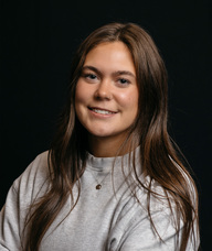 Book an Appointment with Mila Van der Veen for Exercise Therapy