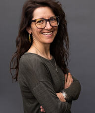 Book an Appointment with Marie-Josée Mojo Laviolette for Rolfing™