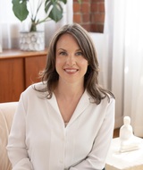 Book an Appointment with Lyndsay Simmons at Integrative Psychotherapy Toronto