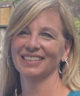 Book an Appointment with Elaine Oosting at West Royalty